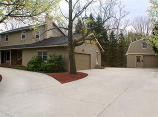 5295 Old Sterrettania Rd, Erie, PA 16506