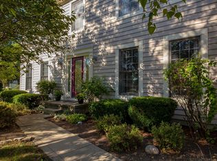 306 Paynes Depot Ct, Powell, OH 43065