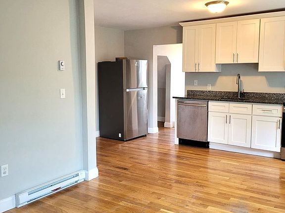 4th image of 79-85 Germain Ave #85-1