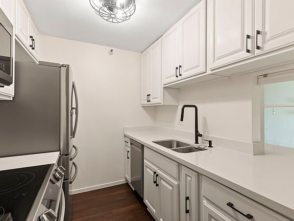 3rd image of 8239 Shelter Creek Ln #8239