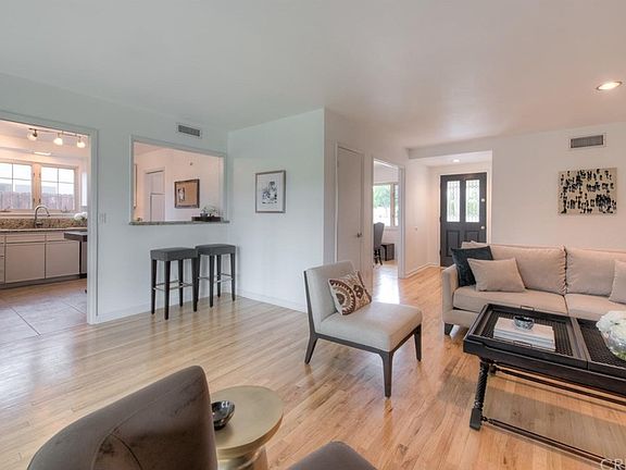5th image of 22651 Criswell St