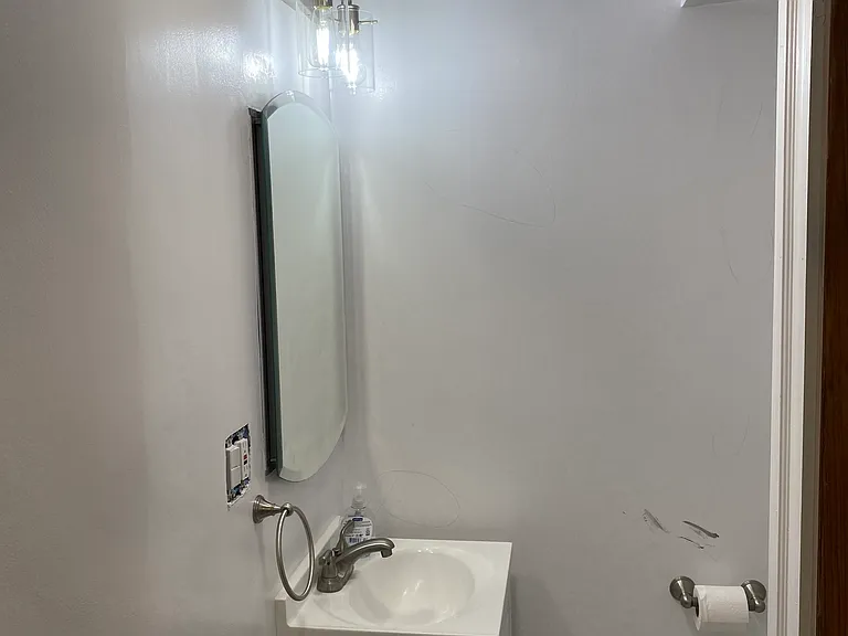 37 Farquhar St #1 — Photo 11