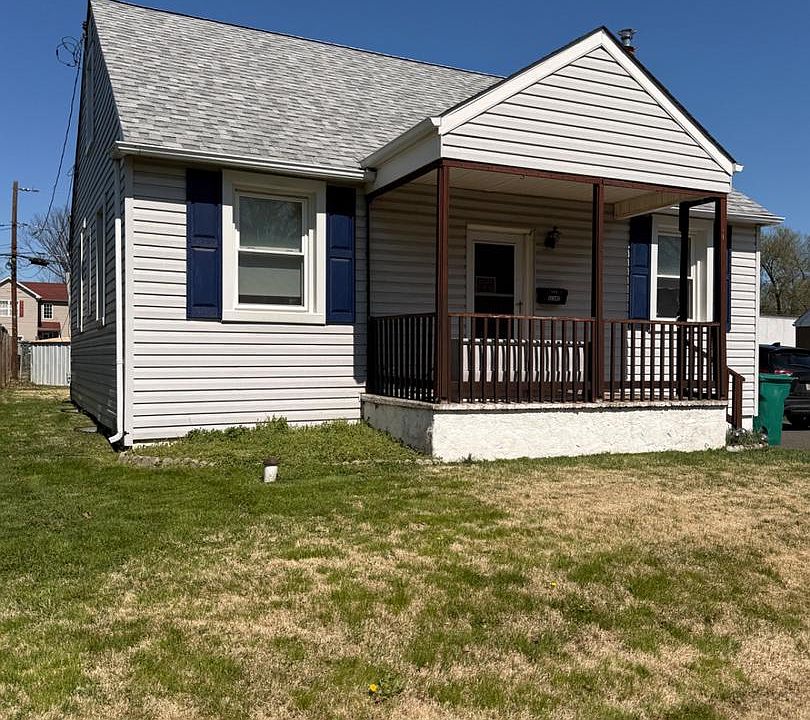 1st image of 808 Old Orchard Ln