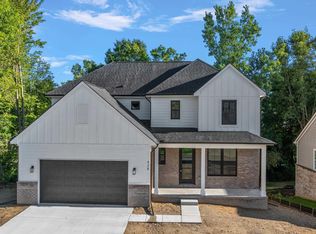 438 Green Hill Ave, Orion Township, MI 48359