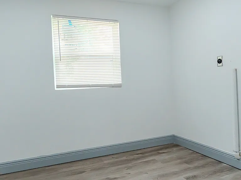 217 Betty Ave — Photo 14