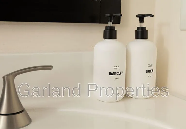 829 Salem Ave SW #3 — Photo 7