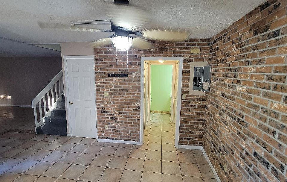 1st image of 1302 Nebraska Avenue #10c