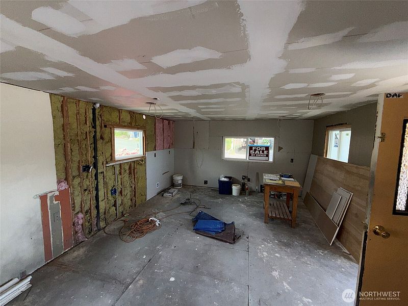 4th image of 23708 Locust Way #44