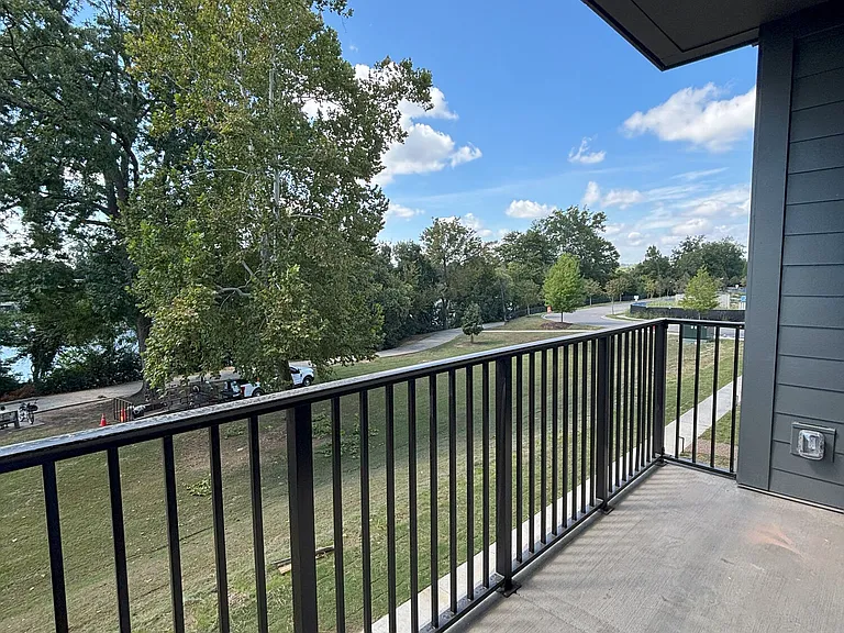 SweetWater at Riverside — Photo 39