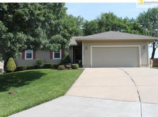 2000 SW 1st St, Lees Summit, MO 64081