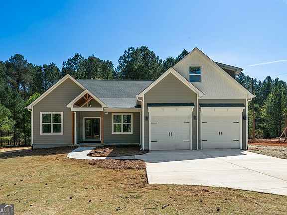 2nd image of 452 Puckett Rd SE