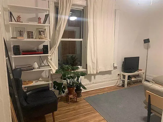 Rented by Corcoran | media 8