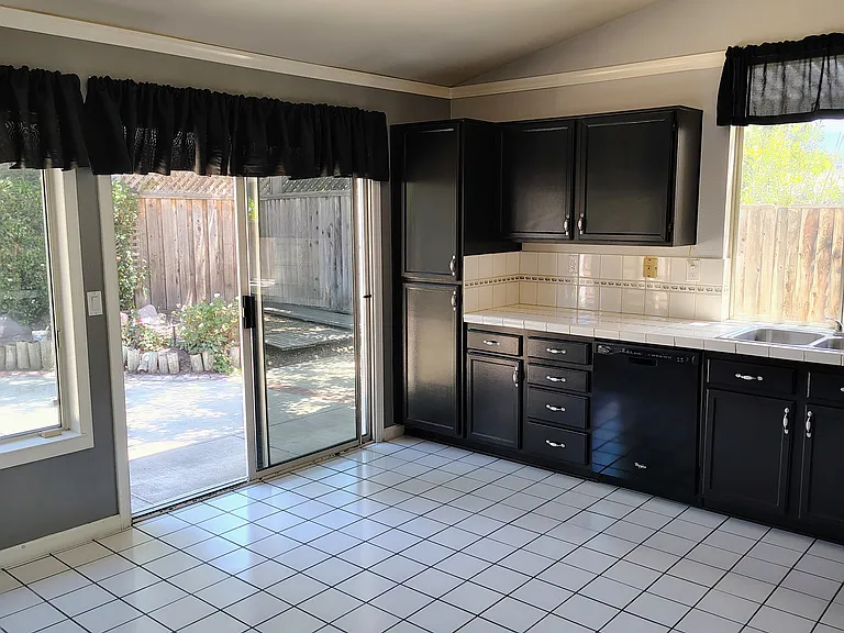 891 Joe Borovich Dr — Photo 14