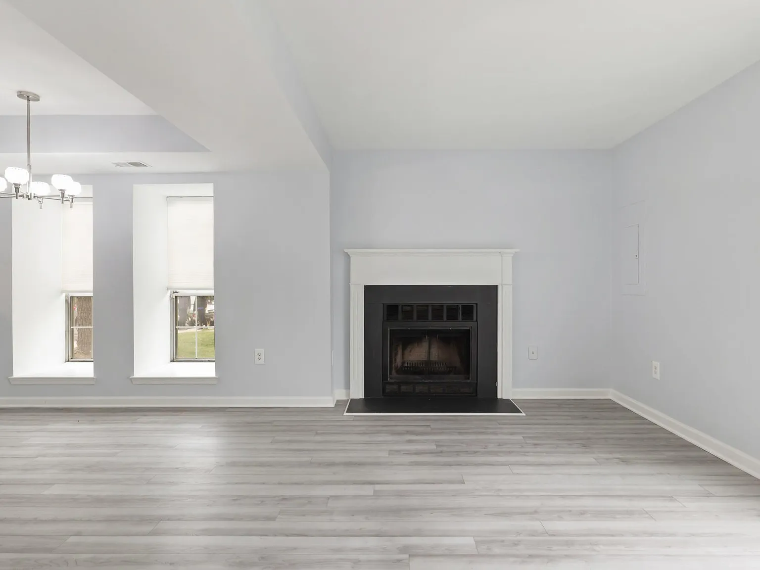 2 bed, 1.5 bath, 1024 sqft, $3,100 — Photo 4