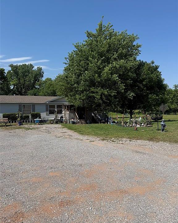 2nd image of 908 County Street 2983