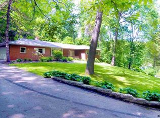 4197 High Valley Ln, Glen Rock, PA 17327