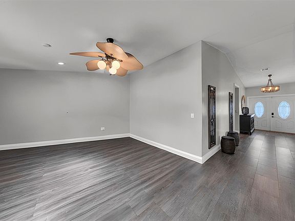 4th image of 9448 NW 46th Court