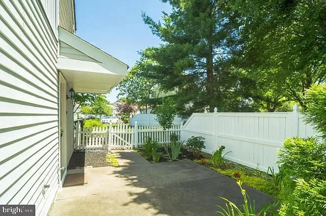1659B Trellis Cir #B — Photo 3