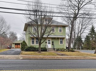 108 Ridge Ave, Park Ridge, NJ 07656