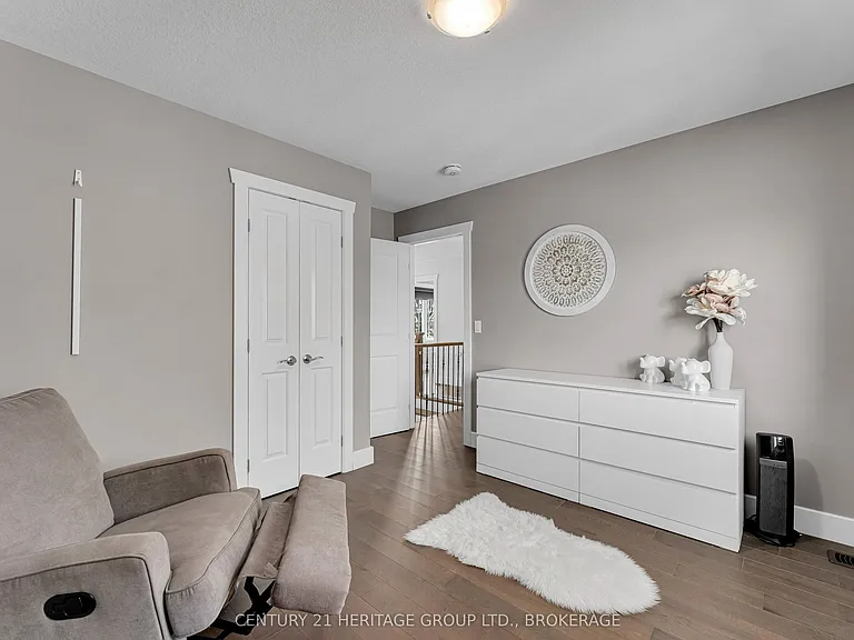90 Aragon Rd — Photo 37