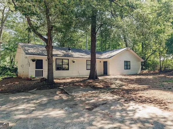 1645 Cedar Shoals Dr, Athens, GA 30605