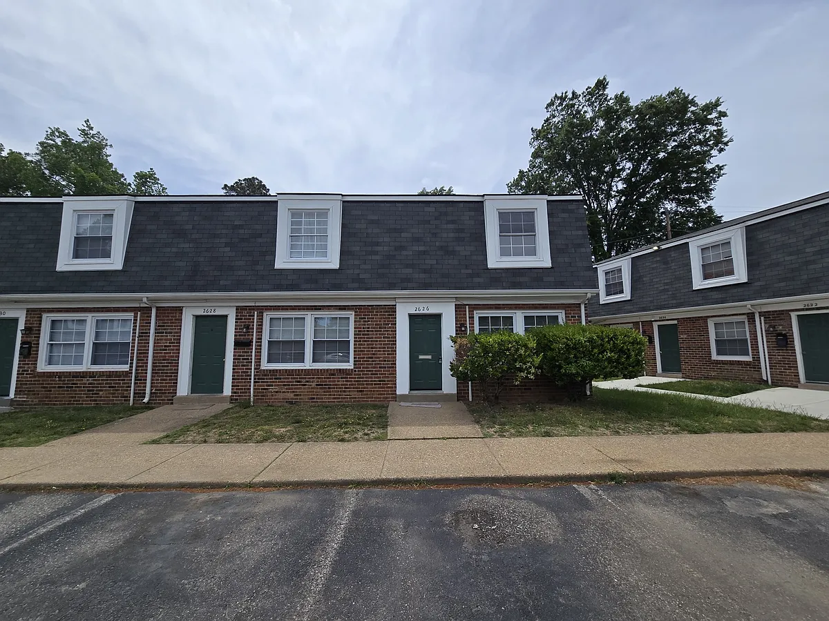 Building Photo - 2626 Wayside Dr
