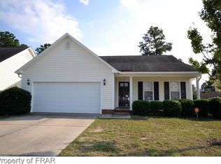 1465 Middlesbrough Dr, Fayetteville, NC 28306