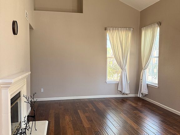 3rd image of 5822 Chambertin Dr
