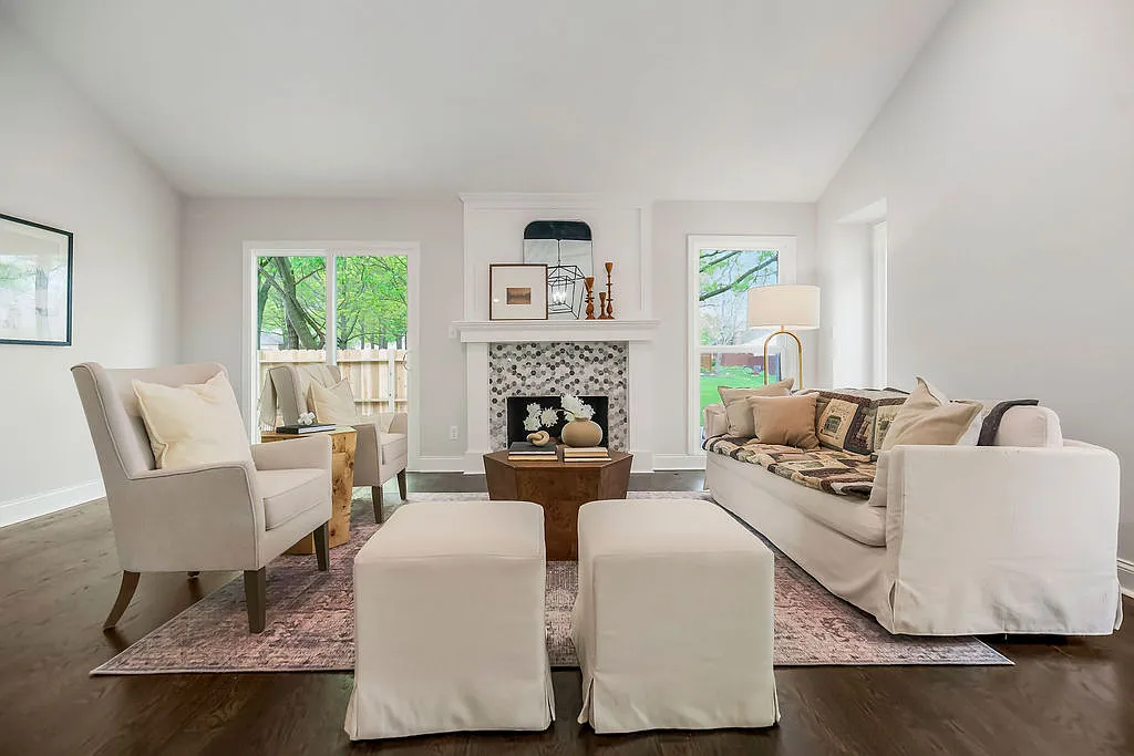 2 bed, 3036 sqft, $2,995 — Photo 3