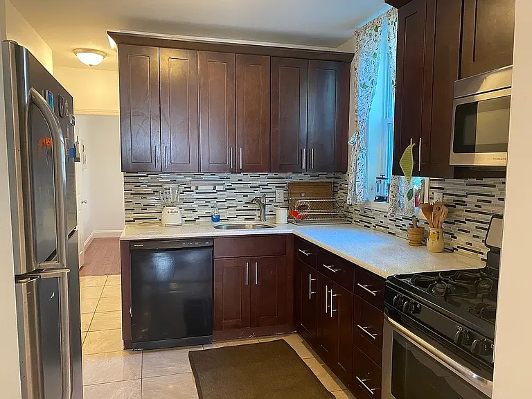 1341 Saint Marks Ave #1 — Photo 3