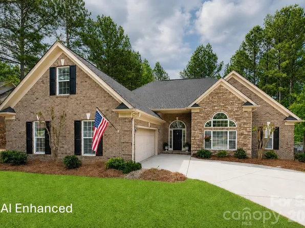 147 Honeysuckle Creek Loop, Mooresville, NC 28117