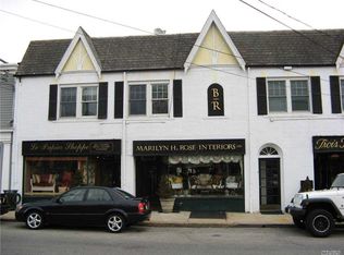 2 Birch Hill Rd, Locust Valley, NY 11560