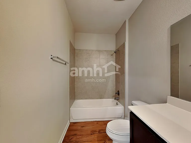 8113 Turnberry Ln — Photo 18