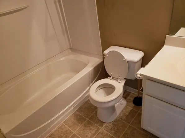 6369 Ellenwood Dr, Rex, GA 30273