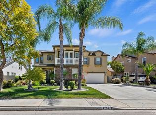 8234 Lavender Ln, Riverside, CA 92508