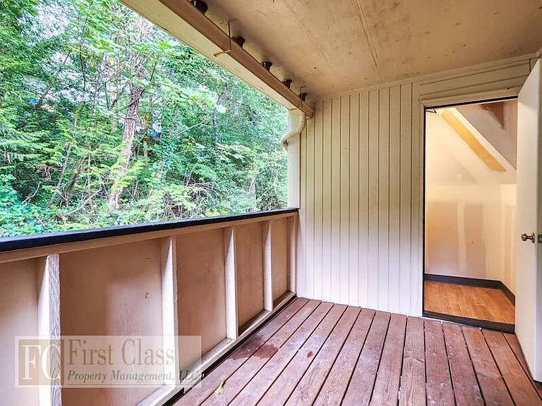 3648 SW Beaverton Hillsdale Hwy #9 — Photo 18