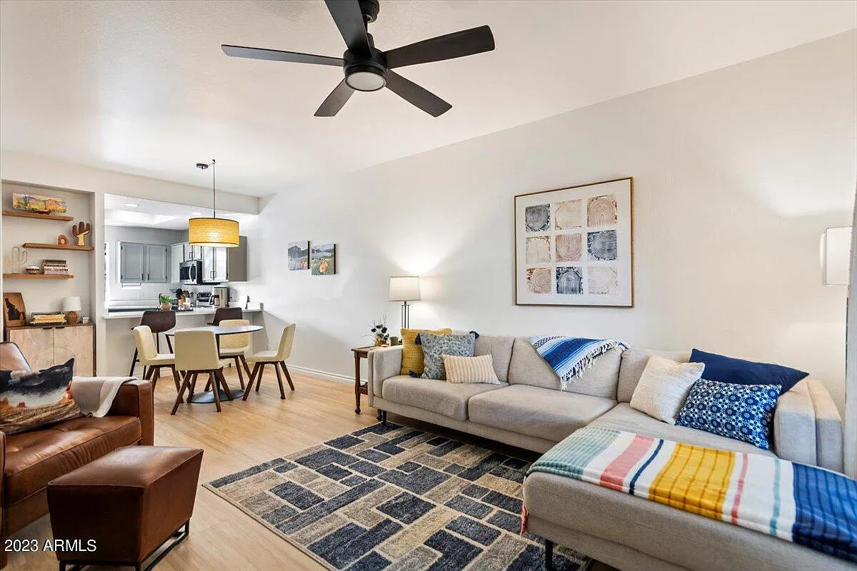 2 bed, 2.0 bath, 1014 sqft, $2,295 — Photo 3