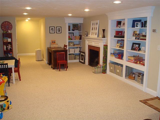 2nd image of 43 Boardman Ave