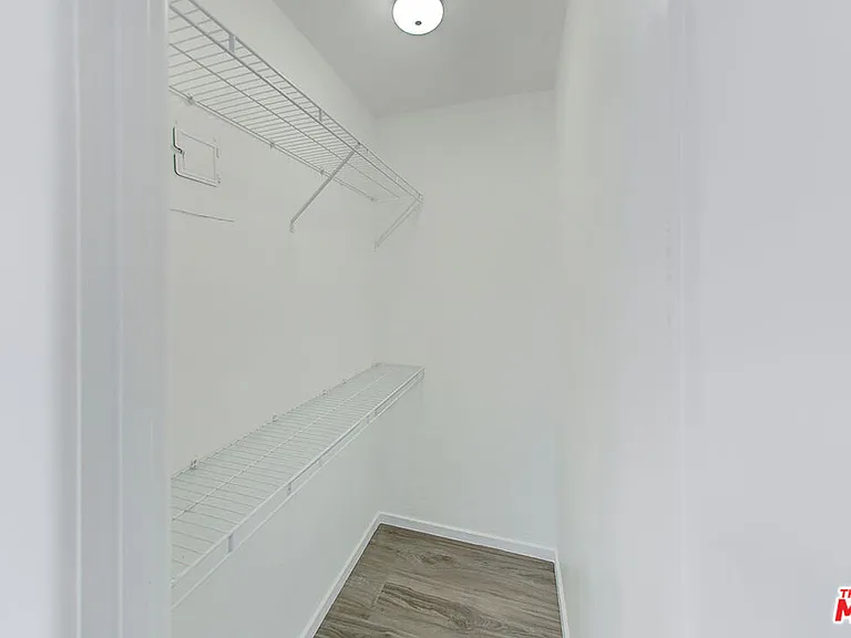 1147 24th St #D — Photo 4