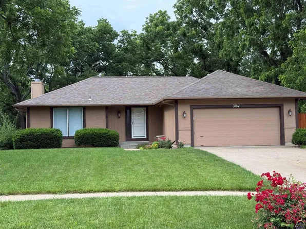 3841 SW Wood Valley Dr, Topeka, KS 66610