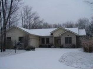 51928 Tall Pines Dr, Elkhart, IN 46514