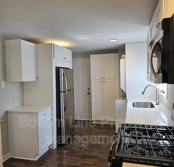 1017 Rodey Ave — Photo 9