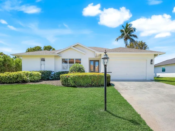 711 Tigertail Ct, Marco Island, FL 34145