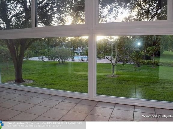 4th image of 1501 Cayman Way APT L2