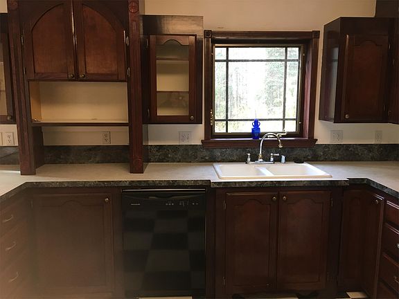 4th image of 1595 Drouin Rd