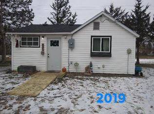 401 4th St SW, Little Falls, MN 56345