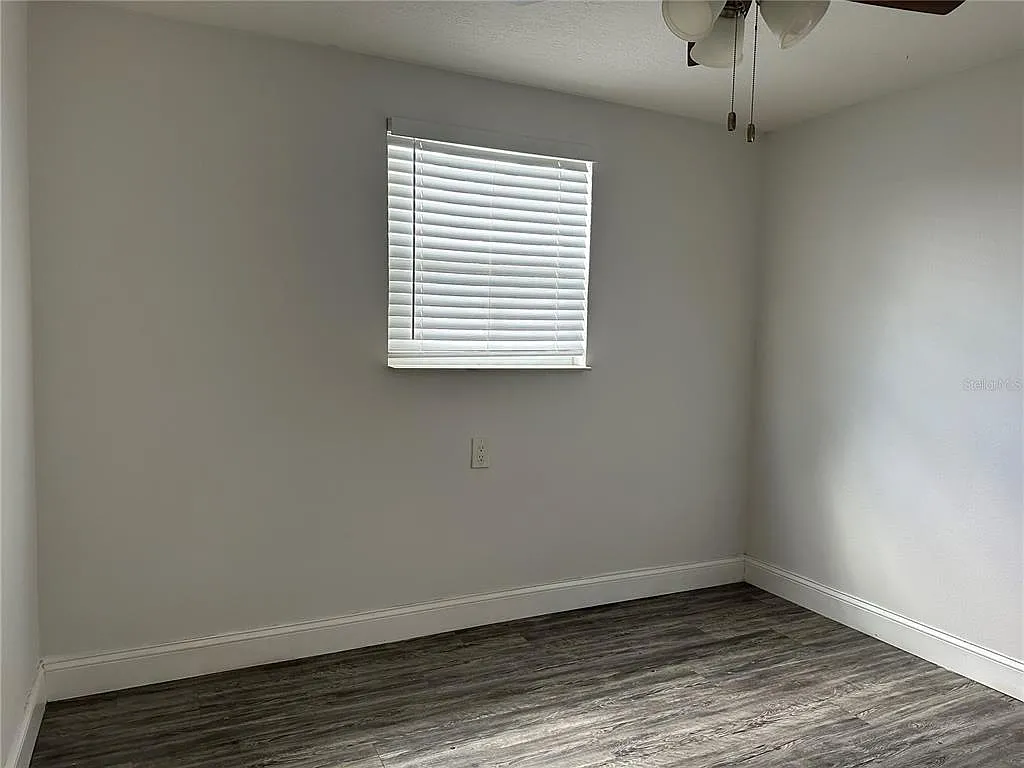 2 bed, 1.0 bath, 567 sqft, $1,295 — Photo 4