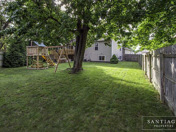3rd image of 322 Regent St SE