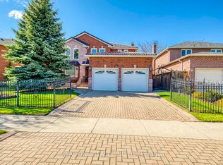 1201 Creekside Dr, Oakville, ON