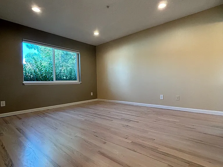 main bedroom - view from entrance